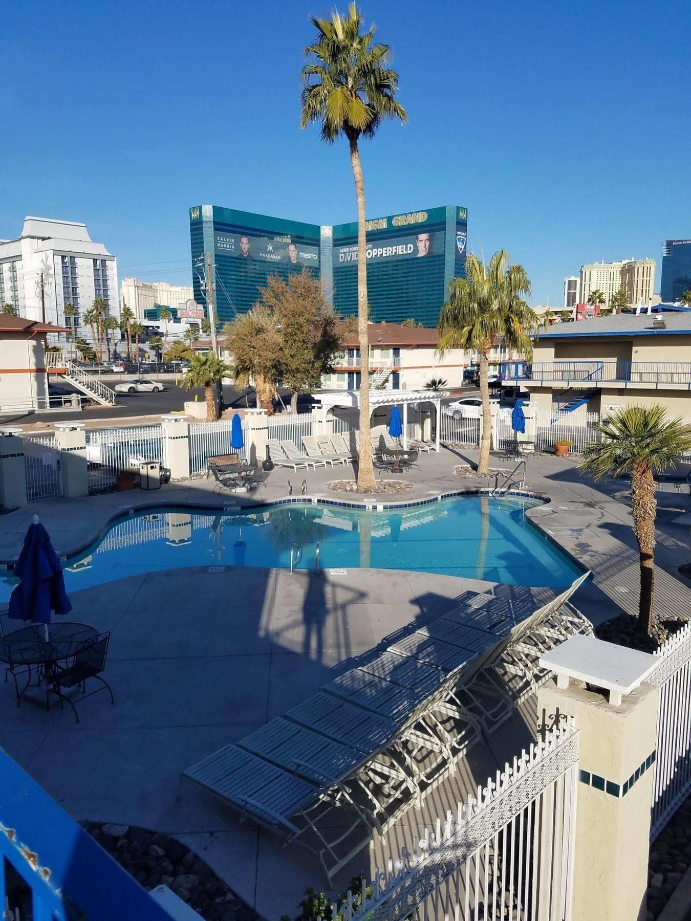 Americas Best Value Inn Las Vegas Strip Ngoại thất bức ảnh