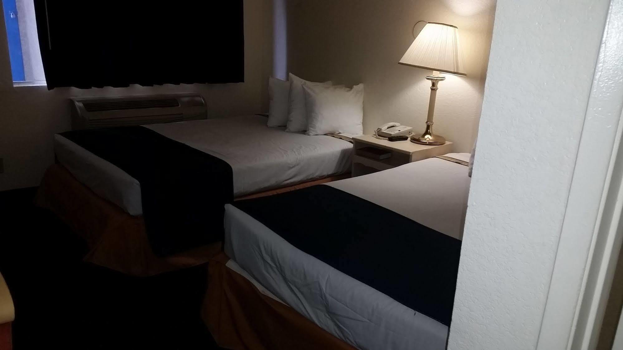 Americas Best Value Inn Las Vegas Strip Ngoại thất bức ảnh