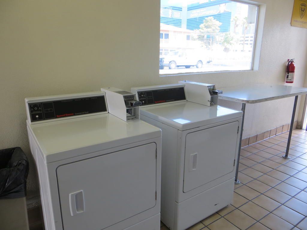 Americas Best Value Inn Las Vegas Strip Ngoại thất bức ảnh